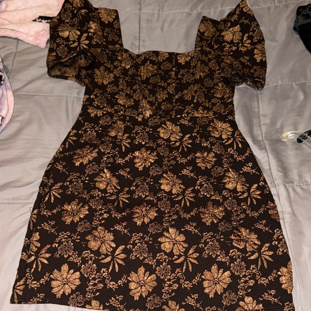 Elegant Floral brown and Gold Dress